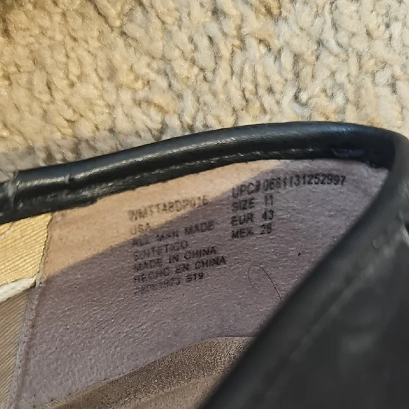 Time and Tru Women's Elegant Black Flats - Picture 2 of 5